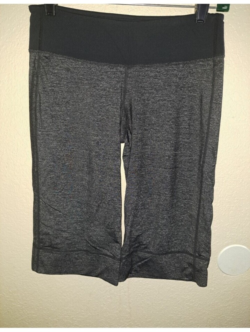 Lululemon Capri Pants